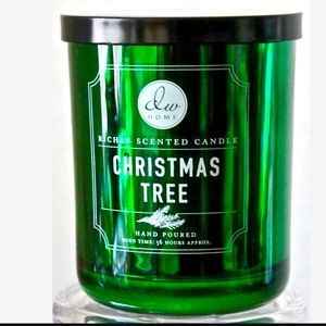 DW HOME CANDLE CHRISTMAS TREE 🎄 RICHLY SCENTED NEW